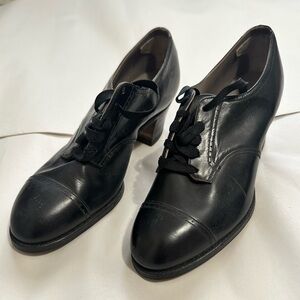 Vintage JM Connell Black Leather Lace-Up Heels